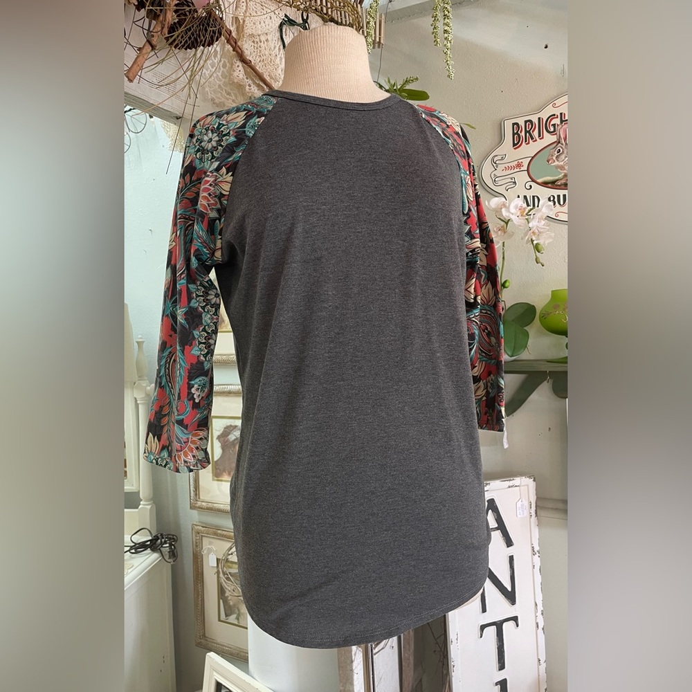 LuLaRoe T Shirt
